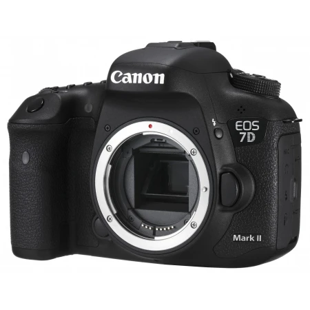 Зеркальный фотоаппарат Canon EOS 7D Mark II Body + Wi-fi adapter