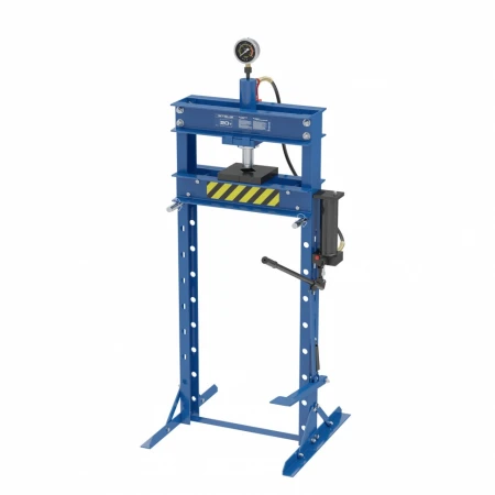 Пресс гидравлический Stels с манометром и педалью, 20 т (комплект из 2 частей) (52314) Пресс гидравлический Stels с манометром и педалью, 20 т (комплект из 2 частей) (52314)